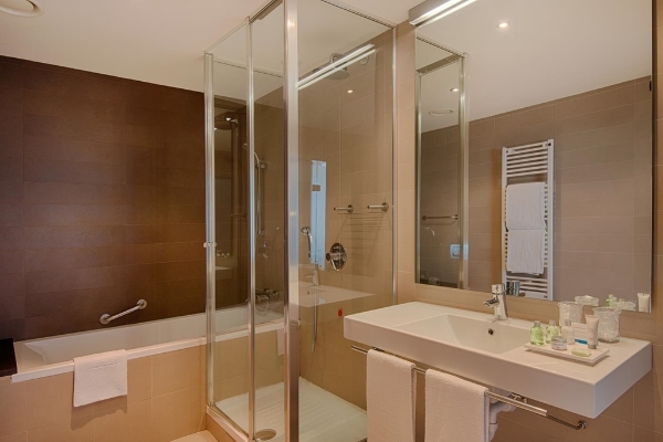 Hotel NH Savona Darsena